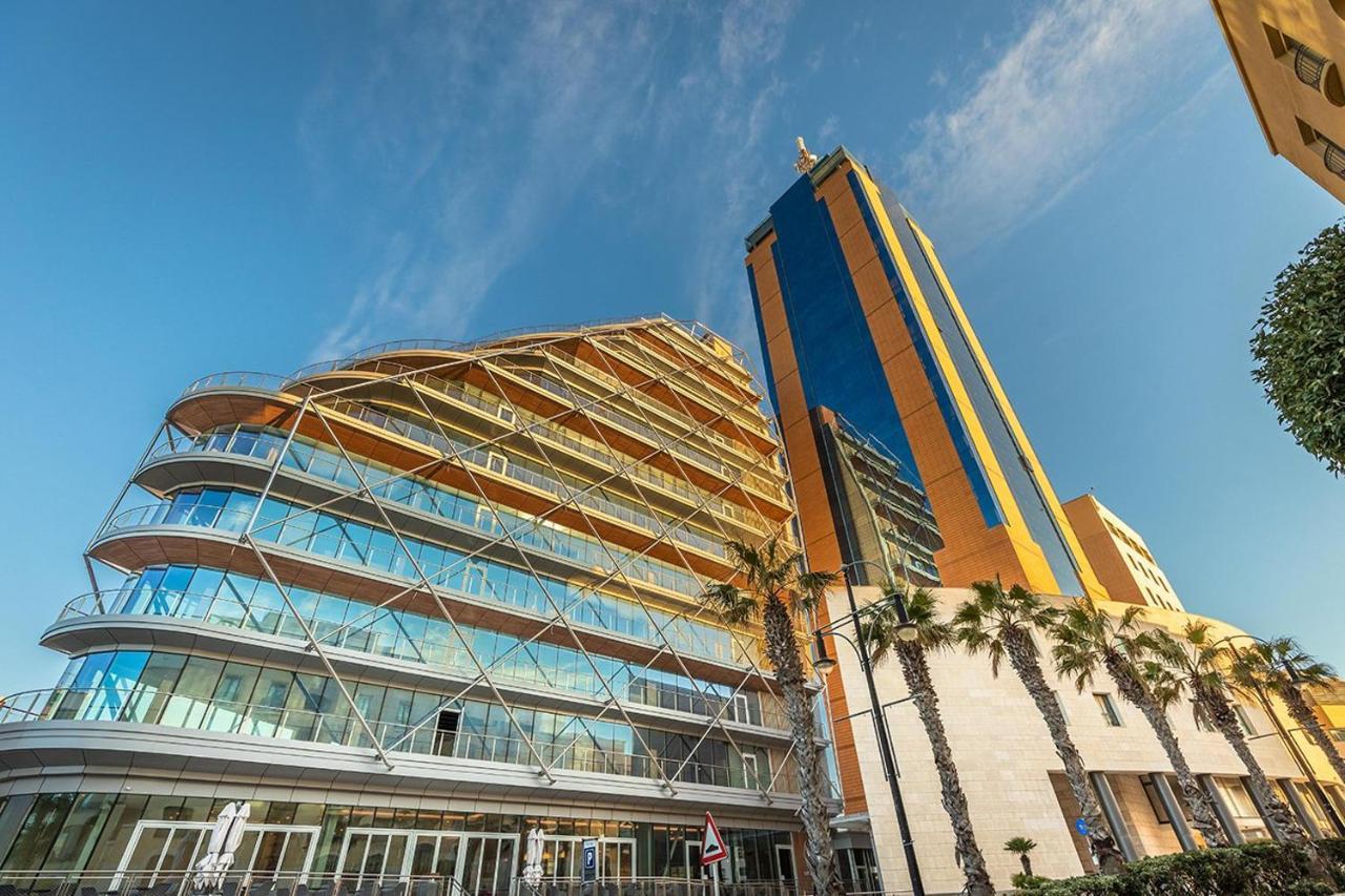 Modern Apartment Steps To St George'S Bay Saint Julian's エクステリア 写真